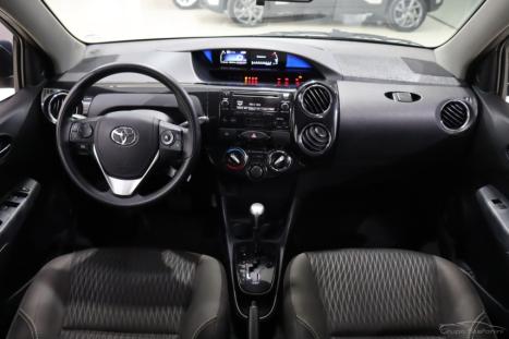 TOYOTA Etios Hatch 1.5 16V 4P FLEX XS AUTOM�TICO, Foto 6