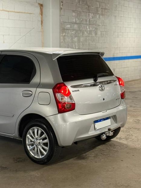 TOYOTA Etios Hatch 1.5 16V 4P FLEX XLS, Foto 8