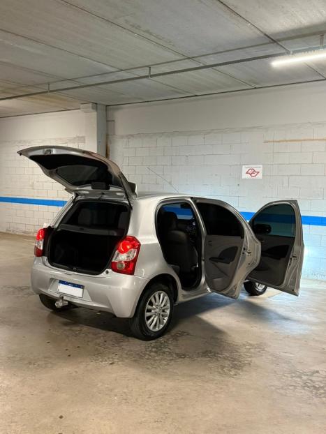 TOYOTA Etios Hatch 1.5 16V 4P FLEX XLS, Foto 11
