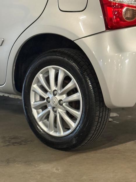 TOYOTA Etios Hatch 1.5 16V 4P FLEX XLS, Foto 12