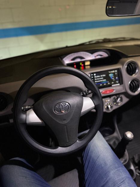 TOYOTA Etios Hatch 1.5 16V 4P FLEX XLS, Foto 25