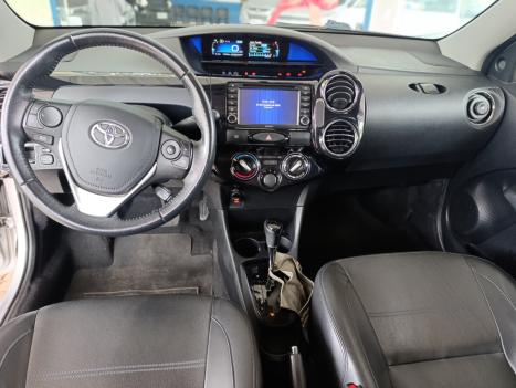 TOYOTA Etios Hatch 1.5 16V 4P FLEX PLATINUM AUTOM�TICO, Foto 12