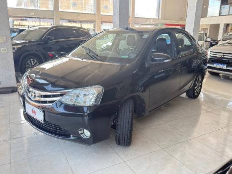 TOYOTA Etios Hatch 1.5 16V 4P FLEX PLATINUM, Foto 3