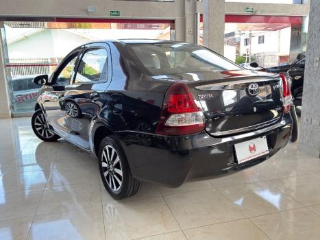 TOYOTA Etios Hatch 1.5 16V 4P FLEX PLATINUM, Foto 4