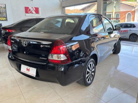 TOYOTA Etios Hatch 1.5 16V 4P FLEX PLATINUM, Foto 6