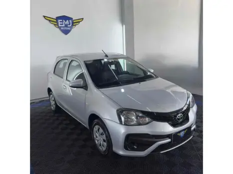TOYOTA Etios Hatch 1.3 16V 4P FLEX X AUTOM�TICO, Foto 3