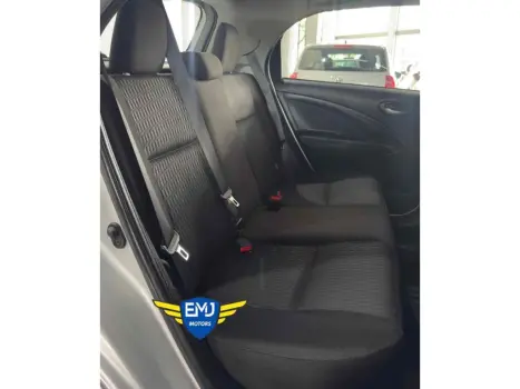 TOYOTA Etios Hatch 1.3 16V 4P FLEX X AUTOM�TICO, Foto 12