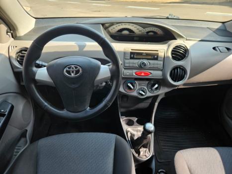 TOYOTA Etios Hatch 1.5 16V 4P FLEX XLS, Foto 5