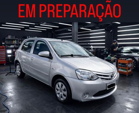 TOYOTA Etios Hatch 1.3 16V 4P FLEX X, Foto 1