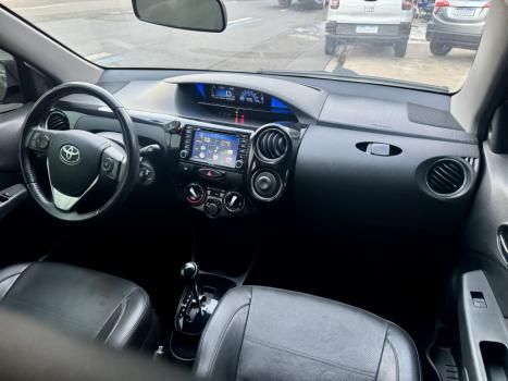TOYOTA Etios Hatch 1.5 16V 4P FLEX PLATINUM AUTOM�TICO, Foto 8