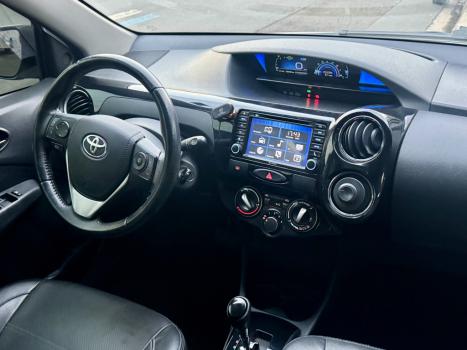 TOYOTA Etios Hatch 1.5 16V 4P FLEX PLATINUM AUTOM�TICO, Foto 9