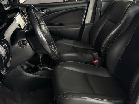 TOYOTA Etios Hatch 1.5 16V 4P FLEX XLS AUTOM�TICO, Foto 8