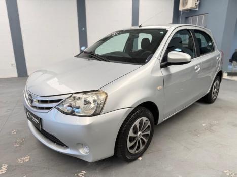 TOYOTA Etios Hatch 1.3 16V 4P FLEX X, Foto 9