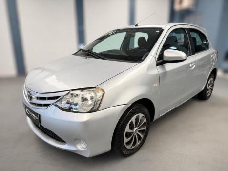 TOYOTA Etios Hatch 1.3 16V 4P FLEX X, Foto 1
