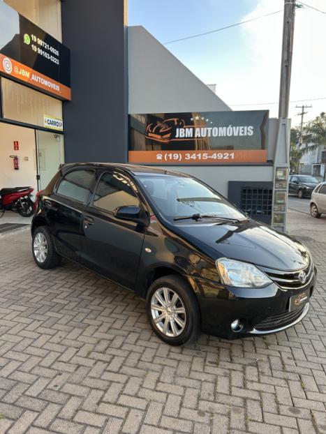 TOYOTA Etios Hatch 1.3 16V 4P FLEX X, Foto 2