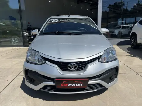 TOYOTA Etios Hatch 1.3 16V 4P FLEX X, Foto 1