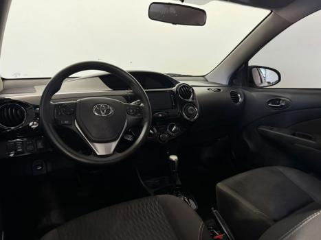 TOYOTA Etios Hatch 1.5 16V 4P FLEX X PLUS AUTOM�TICO, Foto 5