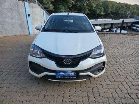 TOYOTA Etios Hatch 1.3 16V 4P FLEX X, Foto 1