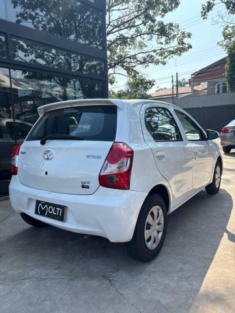 TOYOTA Etios Hatch 1.3 16V 4P FLEX X, Foto 4