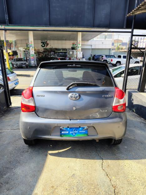 TOYOTA Etios Hatch 1.3 16V 4P FLEX X, Foto 5