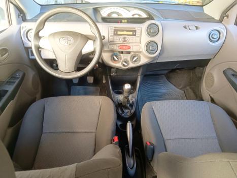 TOYOTA Etios Hatch 1.5 16V 4P FLEX XLS, Foto 10