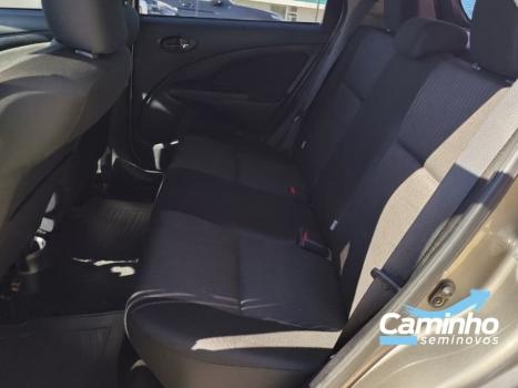 TOYOTA Etios Hatch 1.5 16V 4P FLEX X PLUS AUTOM�TICO, Foto 9