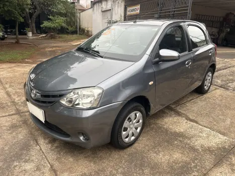 TOYOTA Etios Hatch 1.5 16V 4P FLEX XS, Foto 3