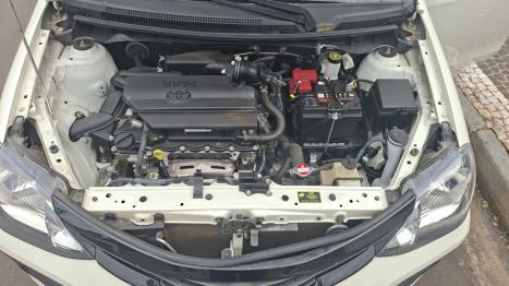 TOYOTA Etios Hatch 1.3 16V 4P FLEX EX, Foto 6