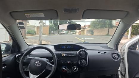 TOYOTA Etios Hatch 1.3 16V 4P FLEX EX, Foto 11