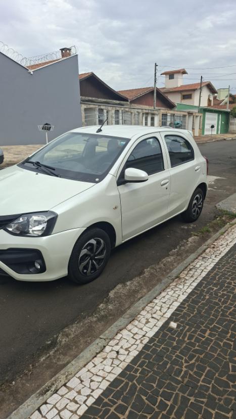 TOYOTA Etios Hatch 1.3 16V 4P FLEX EX, Foto 14