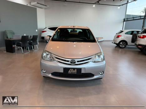 TOYOTA Etios Hatch 1.3 16V 4P FLEX XS, Foto 3