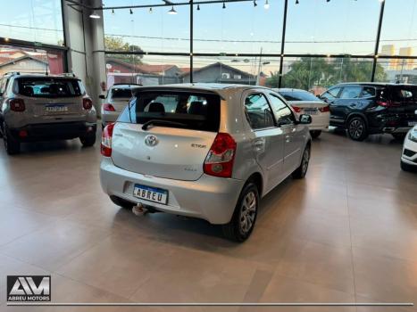 TOYOTA Etios Hatch 1.3 16V 4P FLEX XS, Foto 7