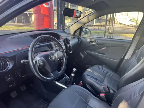TOYOTA Etios Hatch 1.5 16V 4P FLEX PLATINUM, Foto 6