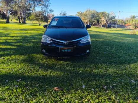 TOYOTA Etios Hatch 1.5 16V 4P FLEX XLS, Foto 4