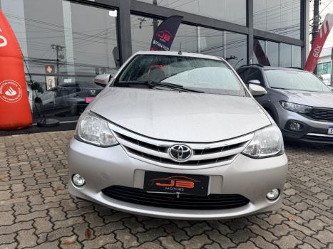 TOYOTA Etios Hatch 1.5 16V 4P FLEX XLS, Foto 1