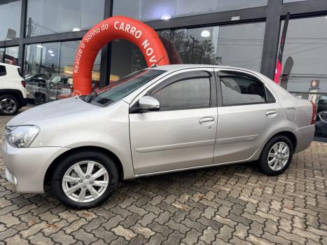 TOYOTA Etios Hatch 1.5 16V 4P FLEX XLS, Foto 4