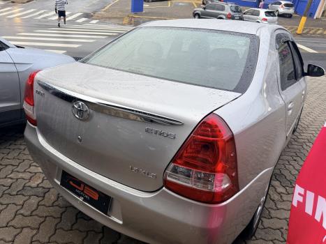 TOYOTA Etios Hatch 1.5 16V 4P FLEX XLS, Foto 6