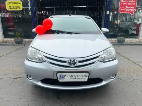 TOYOTA Etios Hatch 1.5 16V 4P FLEX XS, Foto 2
