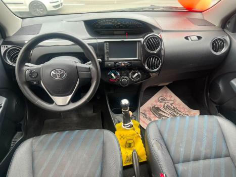 TOYOTA Etios Hatch 1.5 16V 4P FLEX XS, Foto 4