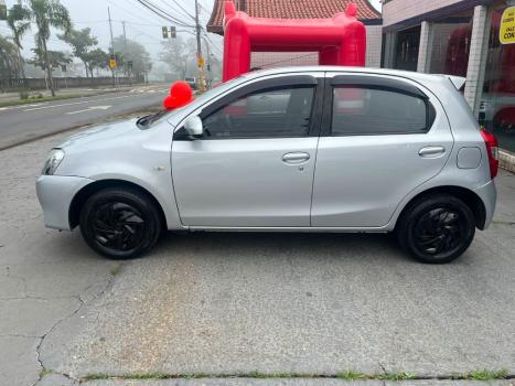 TOYOTA Etios Hatch 1.5 16V 4P FLEX XS, Foto 8