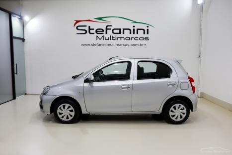 TOYOTA Etios Hatch 1.3 16V 4P FLEX X, Foto 10