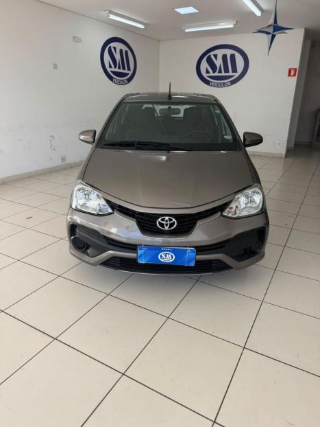 TOYOTA Etios Hatch 1.5 16V 4P FLEX XS, Foto 8
