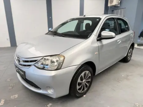 TOYOTA Etios Hatch 1.3 16V 4P FLEX X, Foto 9