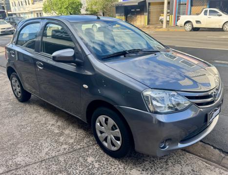 TOYOTA Etios Hatch 1.3 16V 4P FLEX X, Foto 10