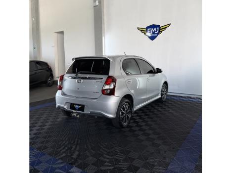TOYOTA Etios Hatch 1.5 16V 4P FLEX PLATINUM AUTOMÁTICO, Foto 6