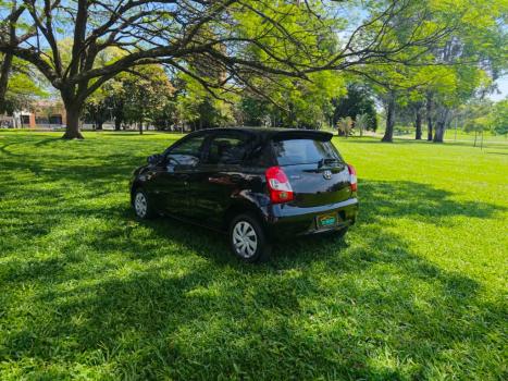 TOYOTA Etios Hatch 1.3 16V 4P FLEX X, Foto 6