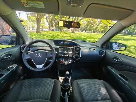 TOYOTA Etios Hatch 1.3 16V 4P FLEX X, Foto 12