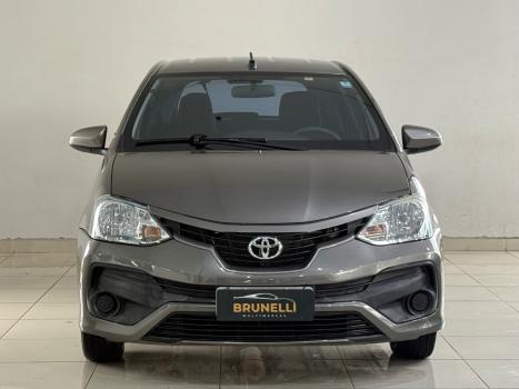 TOYOTA Etios Hatch 1.3 16V 4P FLEX X AUTOMÁTICO, Foto 2