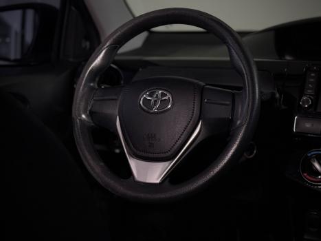 TOYOTA Etios Hatch 1.3 16V 4P FLEX X AUTOMÁTICO, Foto 8