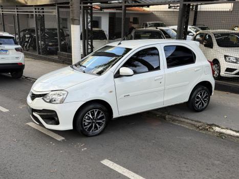 TOYOTA Etios Hatch 1.3 16V 4P FLEX X AUTOMÁTICO, Foto 2